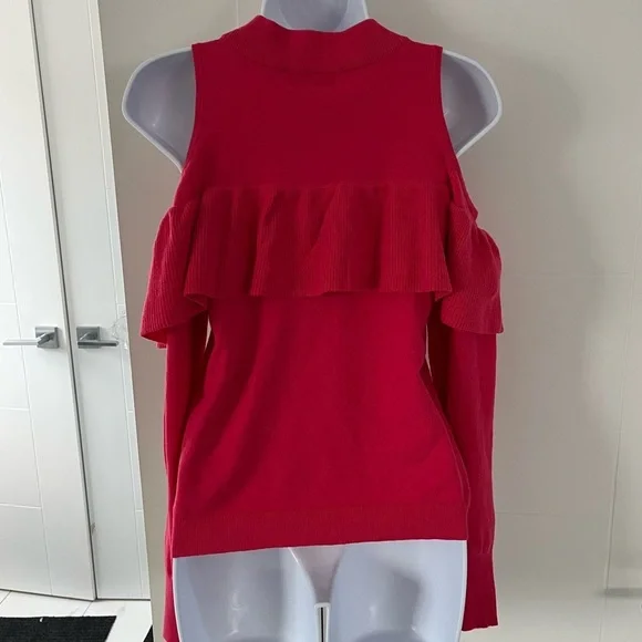 NWT SOFIA JEANS/ Pink/ Cold shoulders/ Knit long sleeve sweater/ Size US S - Picture 4 of 16